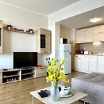 Cosher - Gardenia Palace 9 Free Parking * Pomorie
